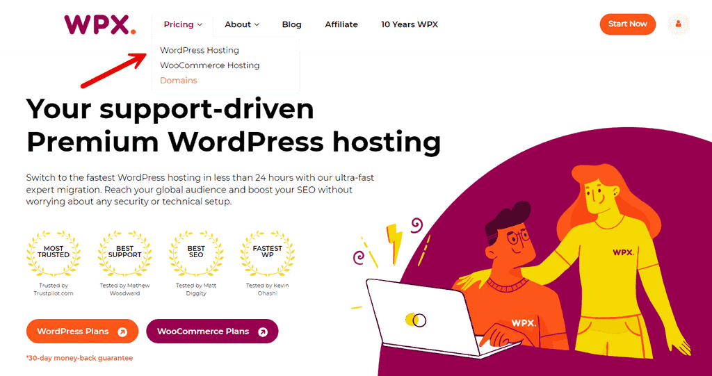 Screenshot of WPX website home page with instructions to click on the pricing tab and choose between WordPress hosting and WooCommerce Hosting